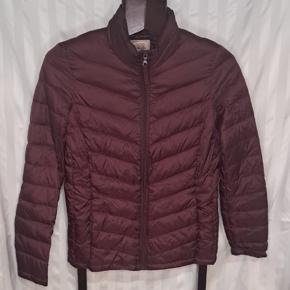 Women's Quilted Puffer Jacket Size Medium Burgundy Arabella & Addison